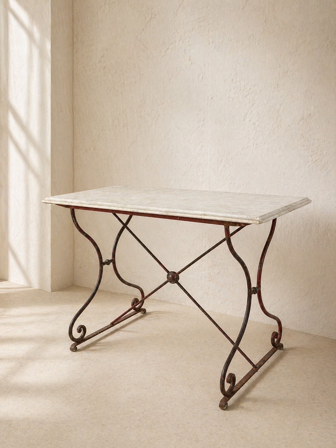 MESA AUXILIAR FRANCESA DE HIERRO Y MÁRMOL S.XIX