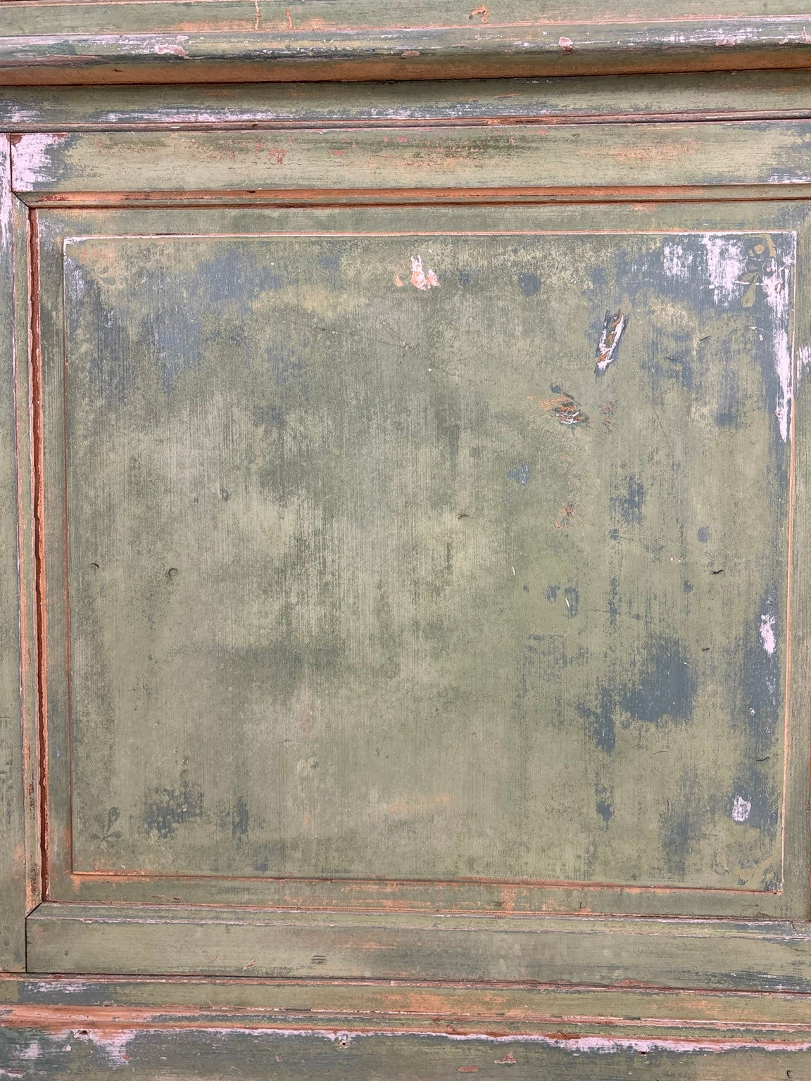VITRINA FRANCESA CON VIDRIOS SOPLADOS Y PINTURA ORIGINAL, C.1880