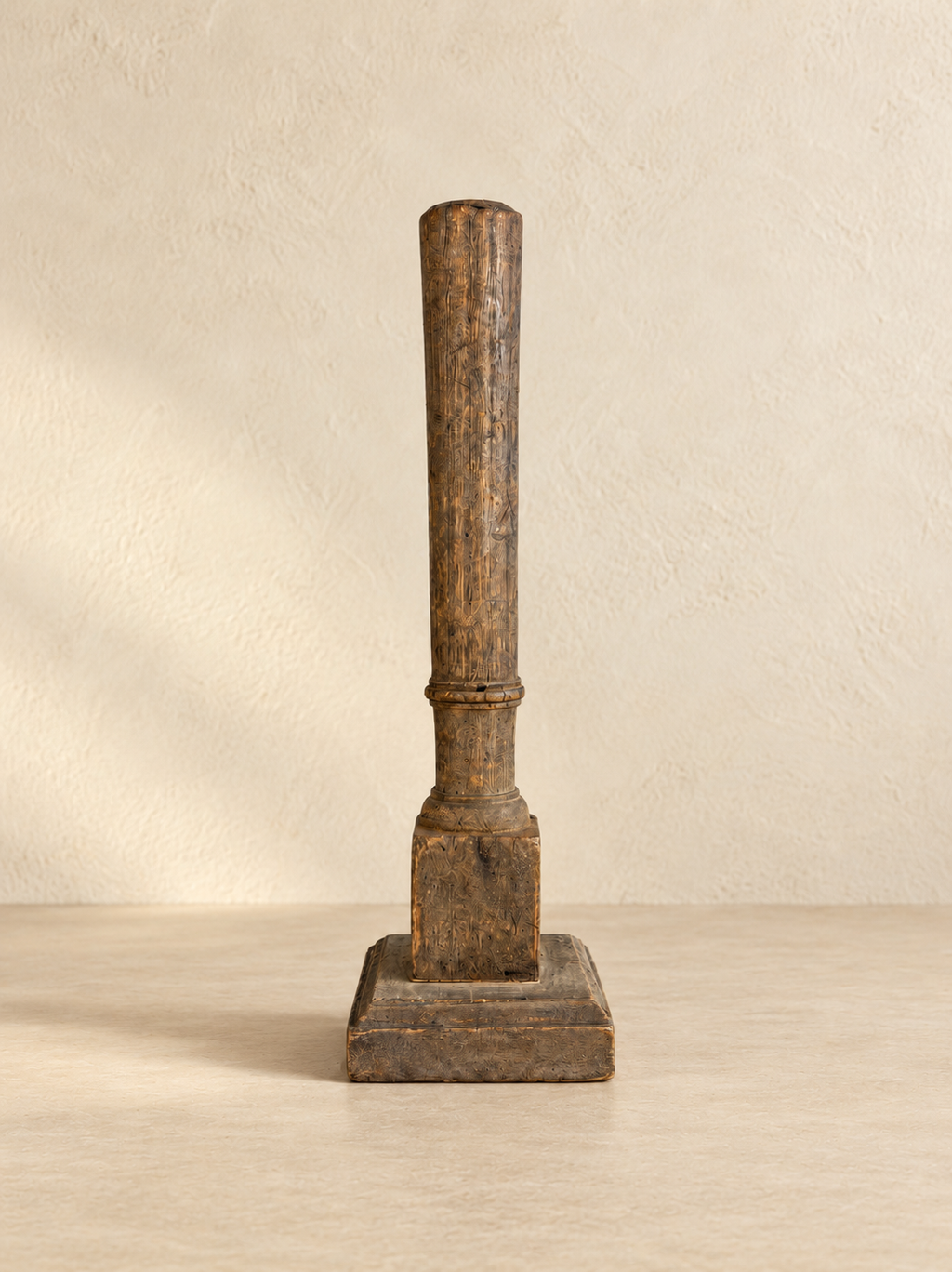 BOUGEOIR INDIEN EN BOIS DE RÉCUPÉRATION XIXe S. V-1