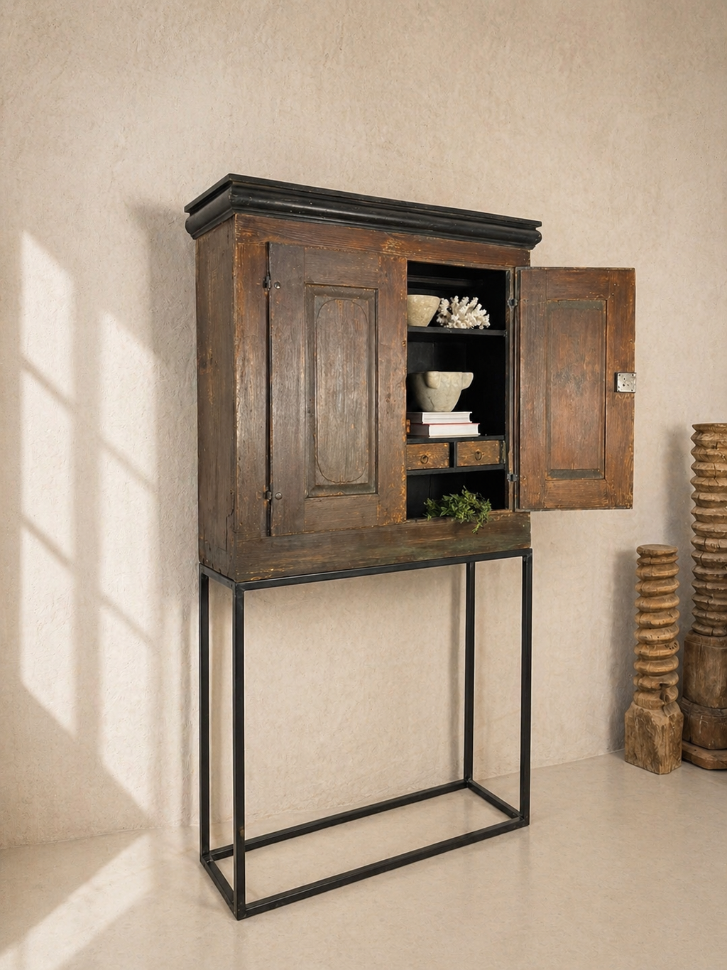 SWEDISH CABINET 18TH CENTURY