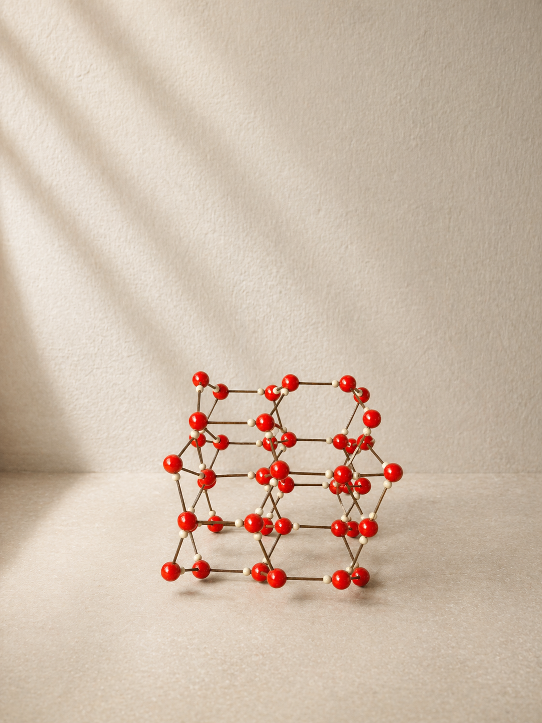 RED AND WHITE MOLECULAR STRUCTURE MODEL 1950s
