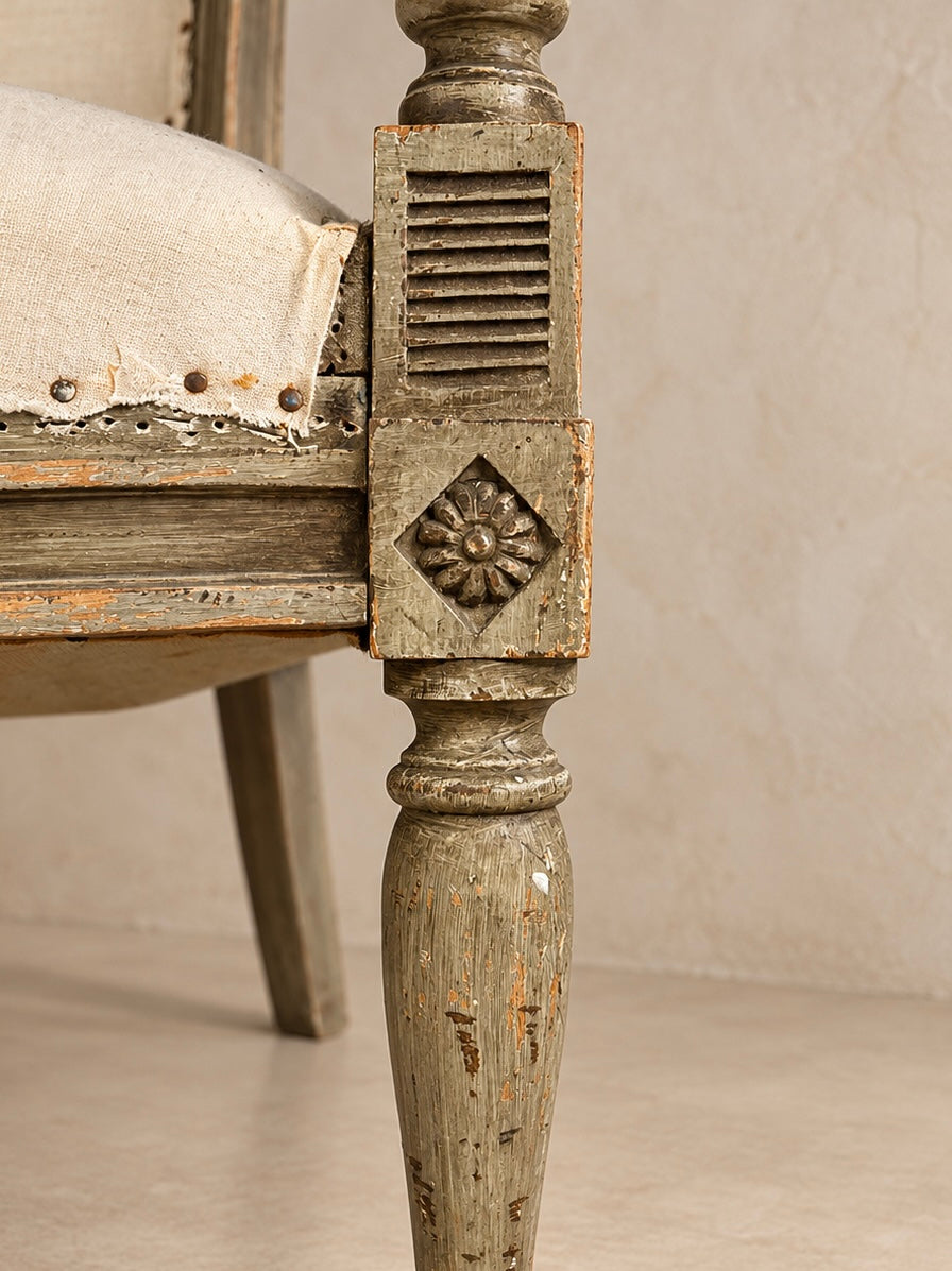 PAIRE DE FAUTEUILS DE STYLE DIRECTOIRE BELGES, XVIIIe SIÈCLE
