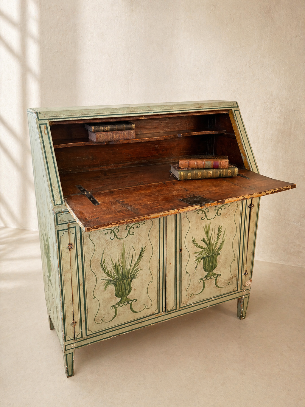 BUREAU FLORENTINO PINTADO A MANO S.XVIII