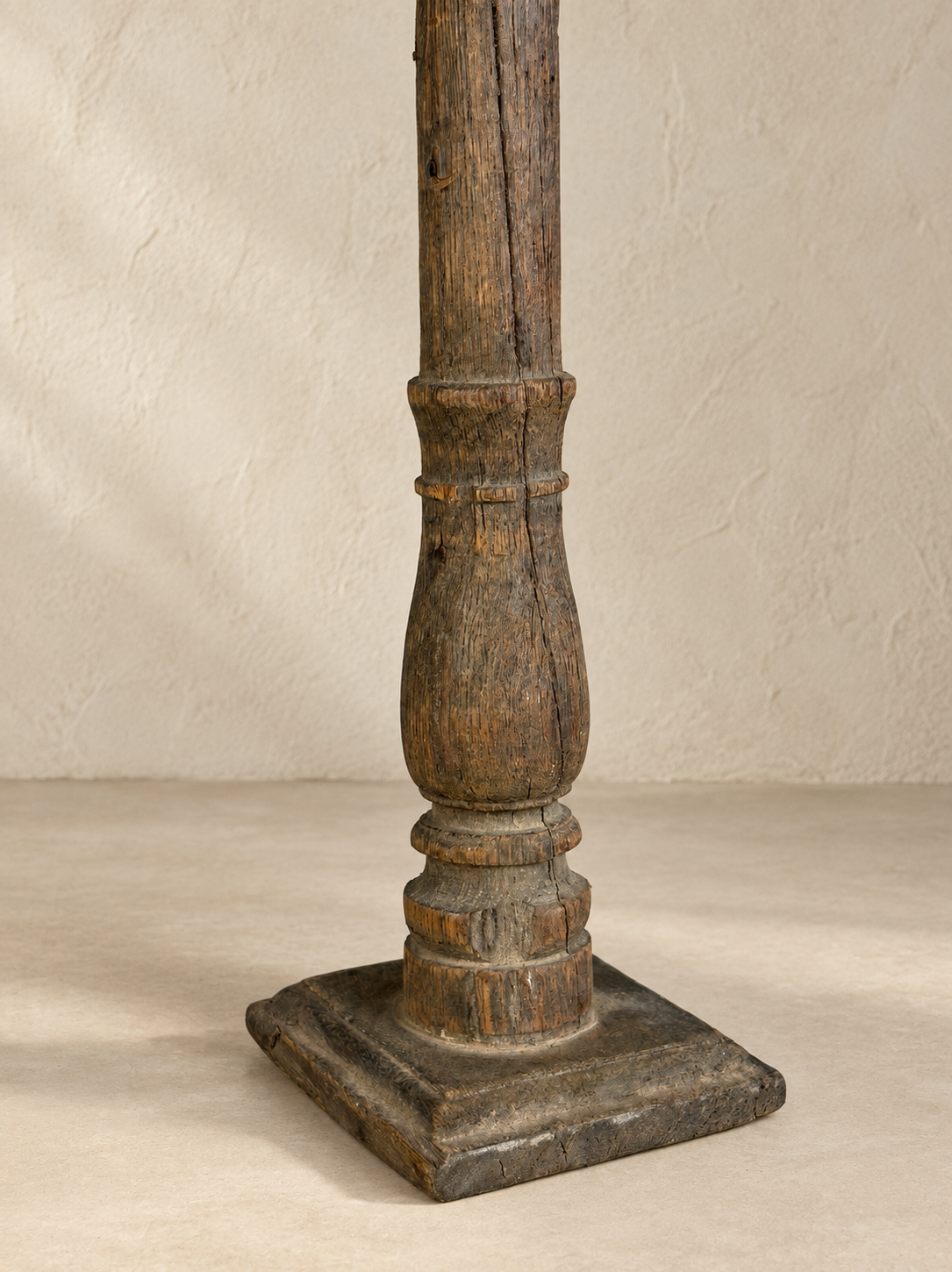 BOUGEOIR INDIEN EN BOIS RÉCUPÉRÉ XIXe S. V-3