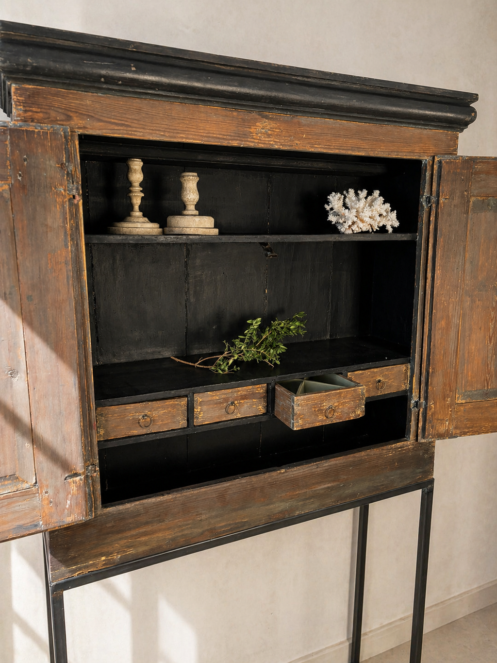 SWEDISH CABINET 18TH CENTURY