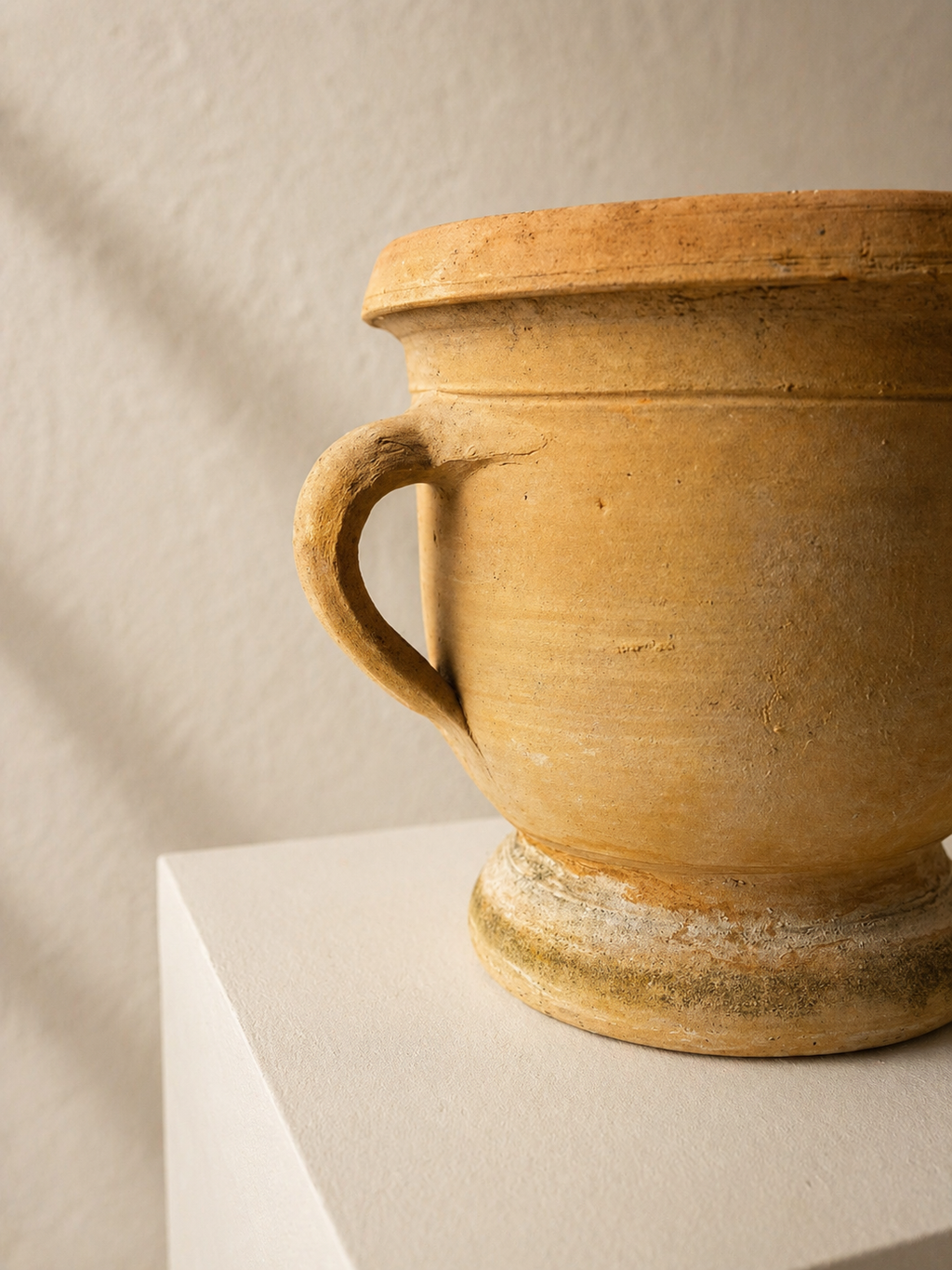 PEQUEÑO MACETERO FRANCÉS DE TERRACOTA S.XIX