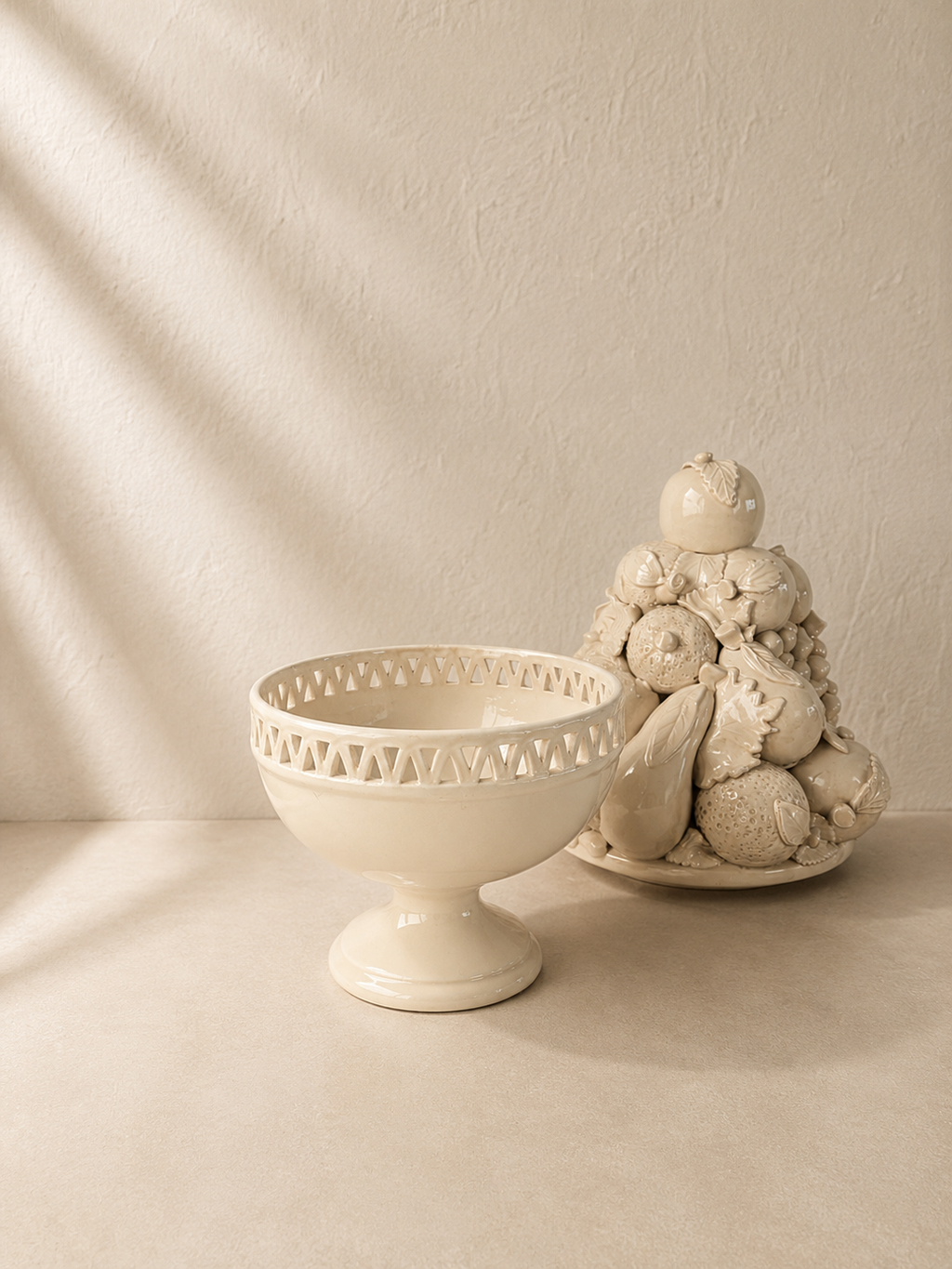 FRUTERO ITALIANO EN PORCELANA BLANCA AÑOS 50