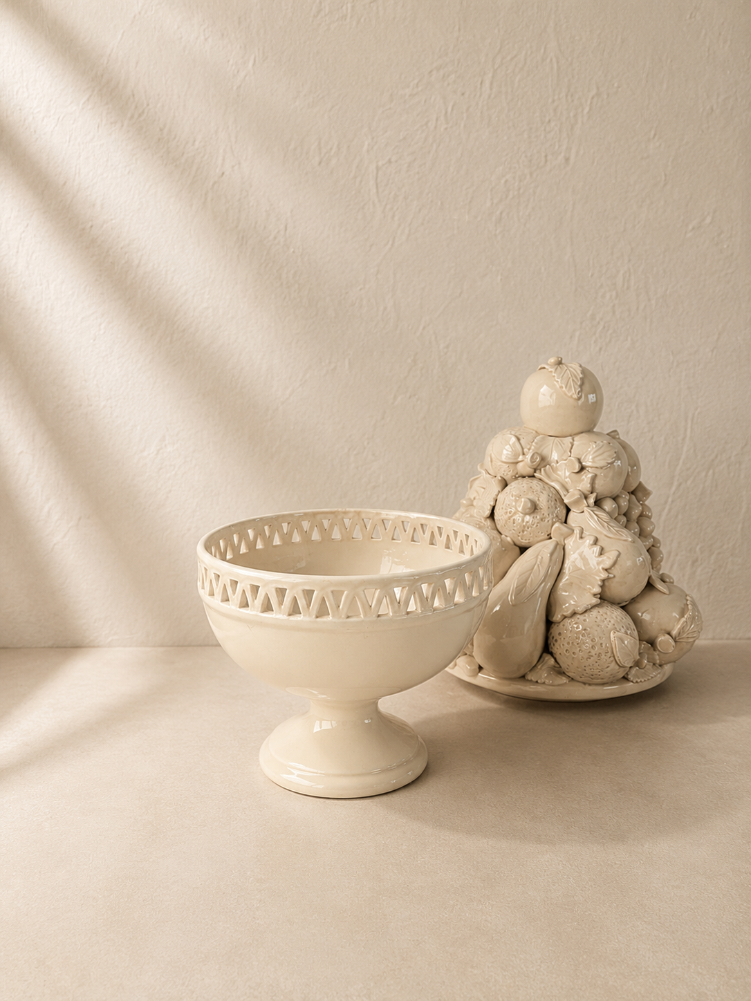 FRUTERO ITALIANO EN PORCELANA BLANCA AÑOS 50