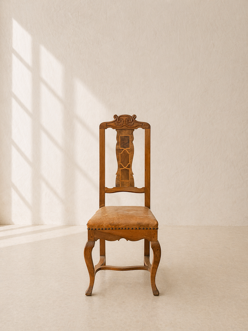 SET OF 4 WALNUT CHAIRS WITH MARQUETRY C.1800