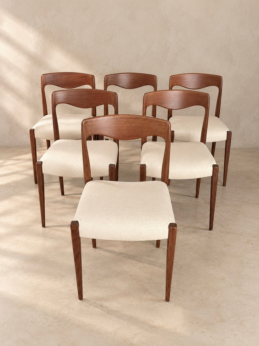 LOT DE 6 CHAISES EN TECK STYLE NIELS OTTO MØLLER, ANNÉES 60