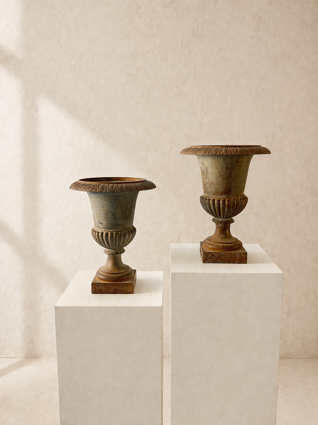 PAREJA DE COPAS ESTILO DE HIERRO S.XIX