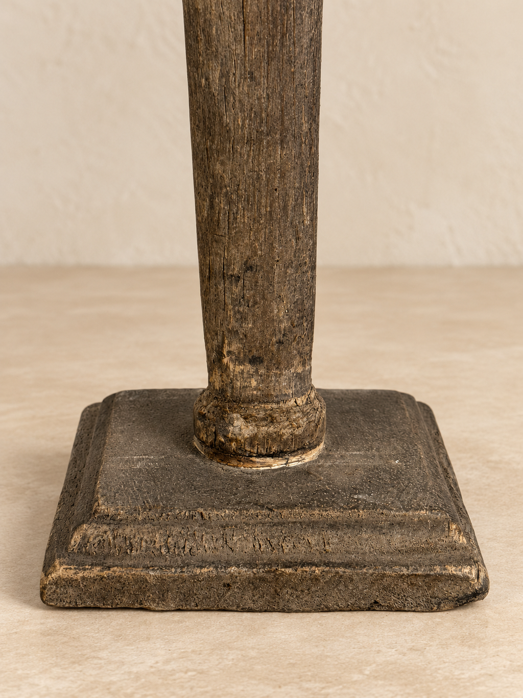 CANDELERO INDIO EN MADERA RECUPERADA S.XIX. V-9