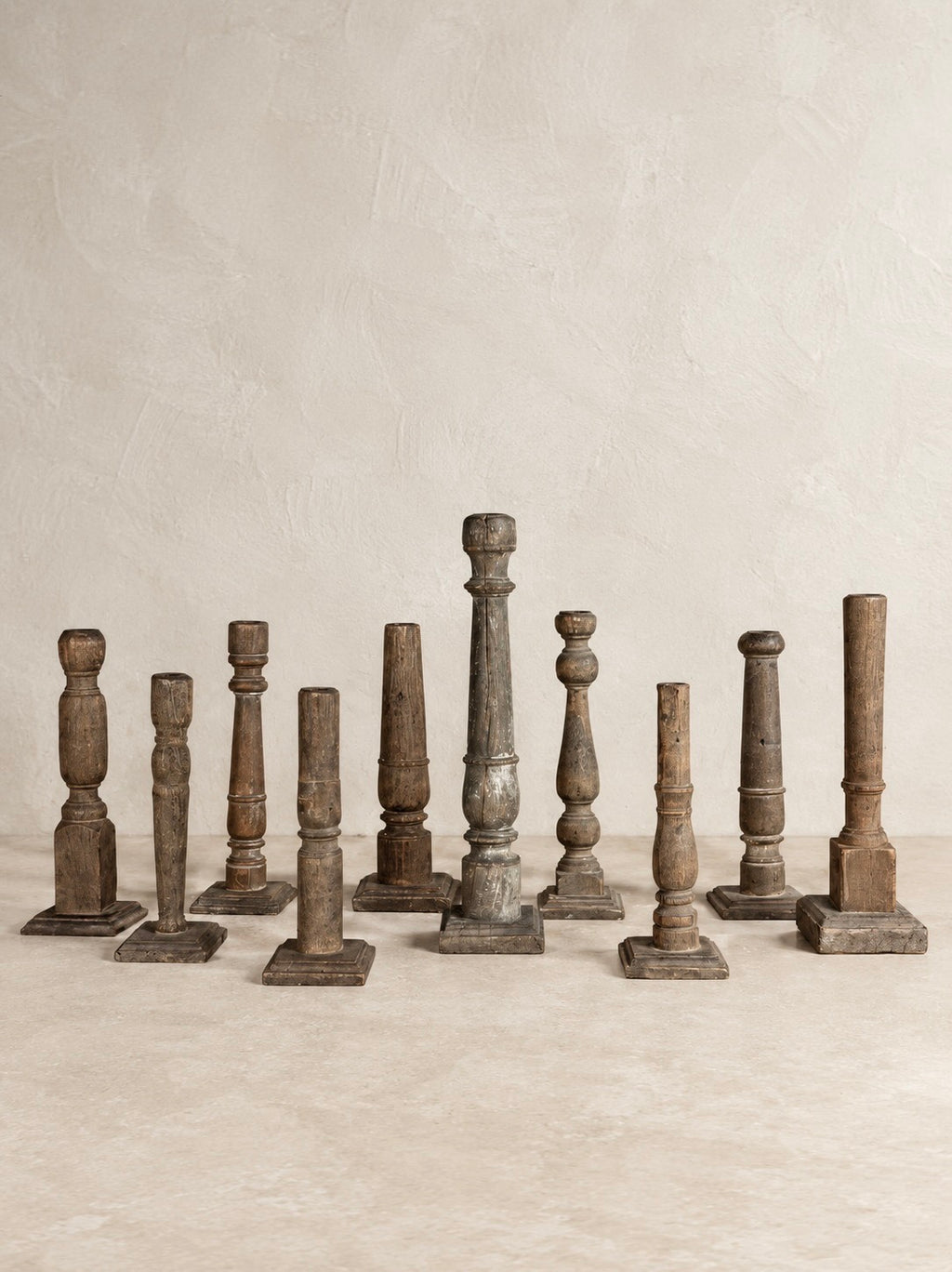 CANDELERO INDIO EN MADERA RECUPERADA S.XIX. V-2