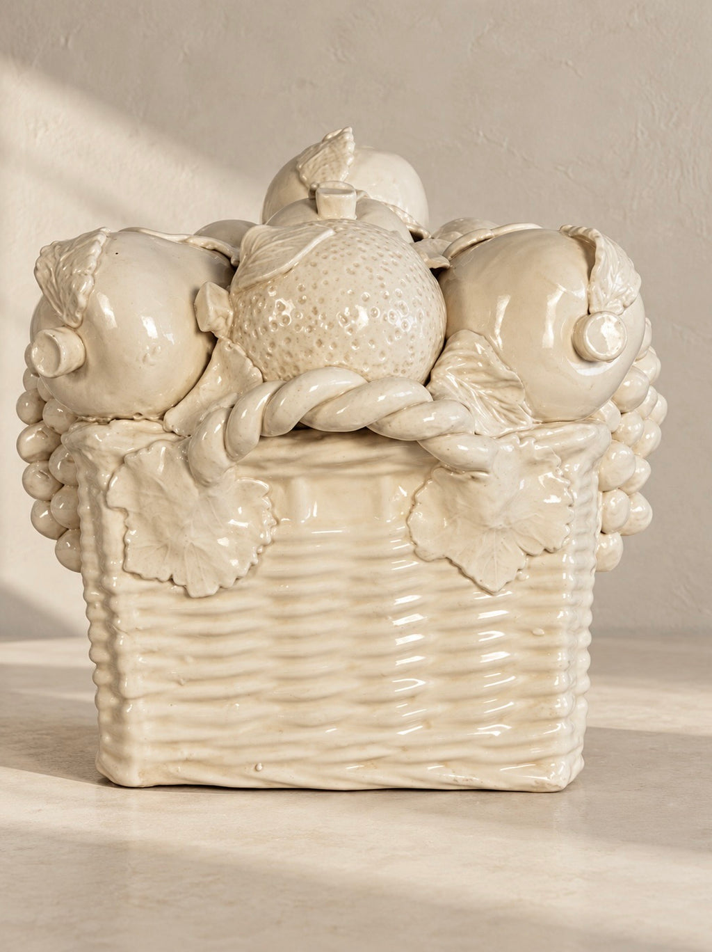 ITALIAN FRUIT BASKET IN WHITE CERAMIC, 1950s