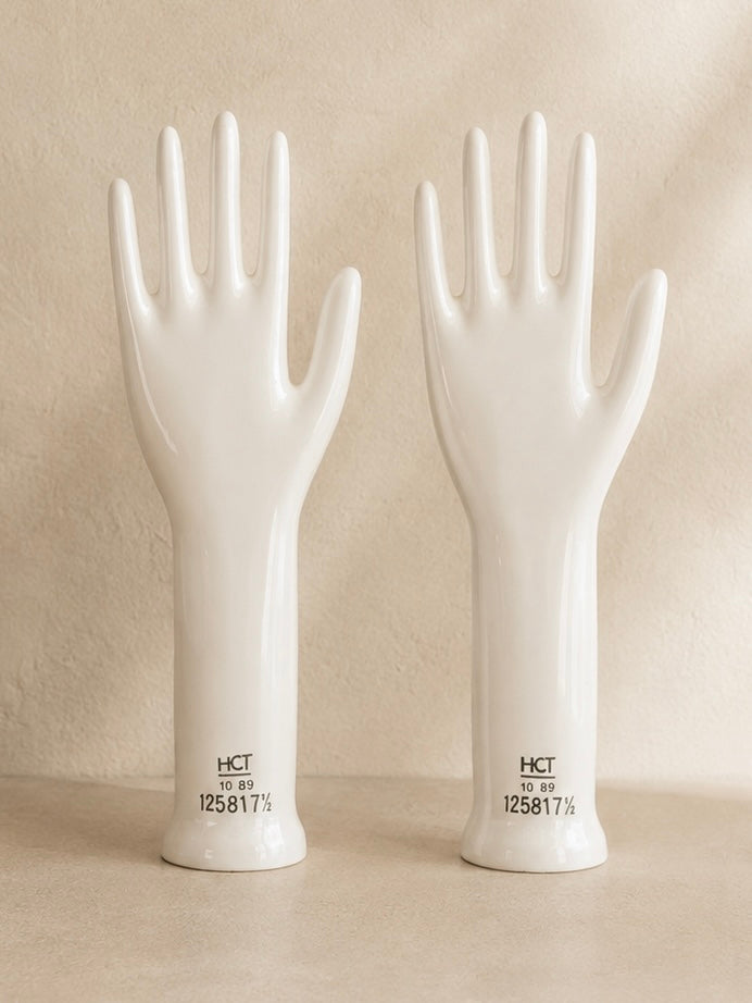 PAREJA DE MOLDES PARA GUANTES EN PORCELANA