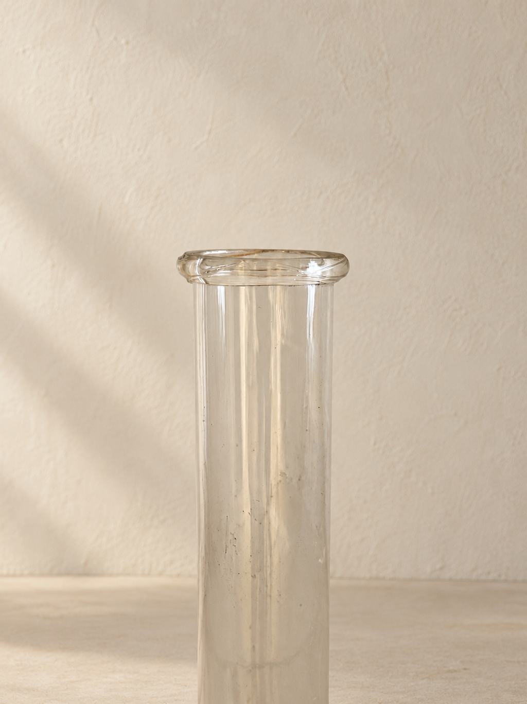 PAIRE DE FLASQUES EN VERRE ANCIENNES