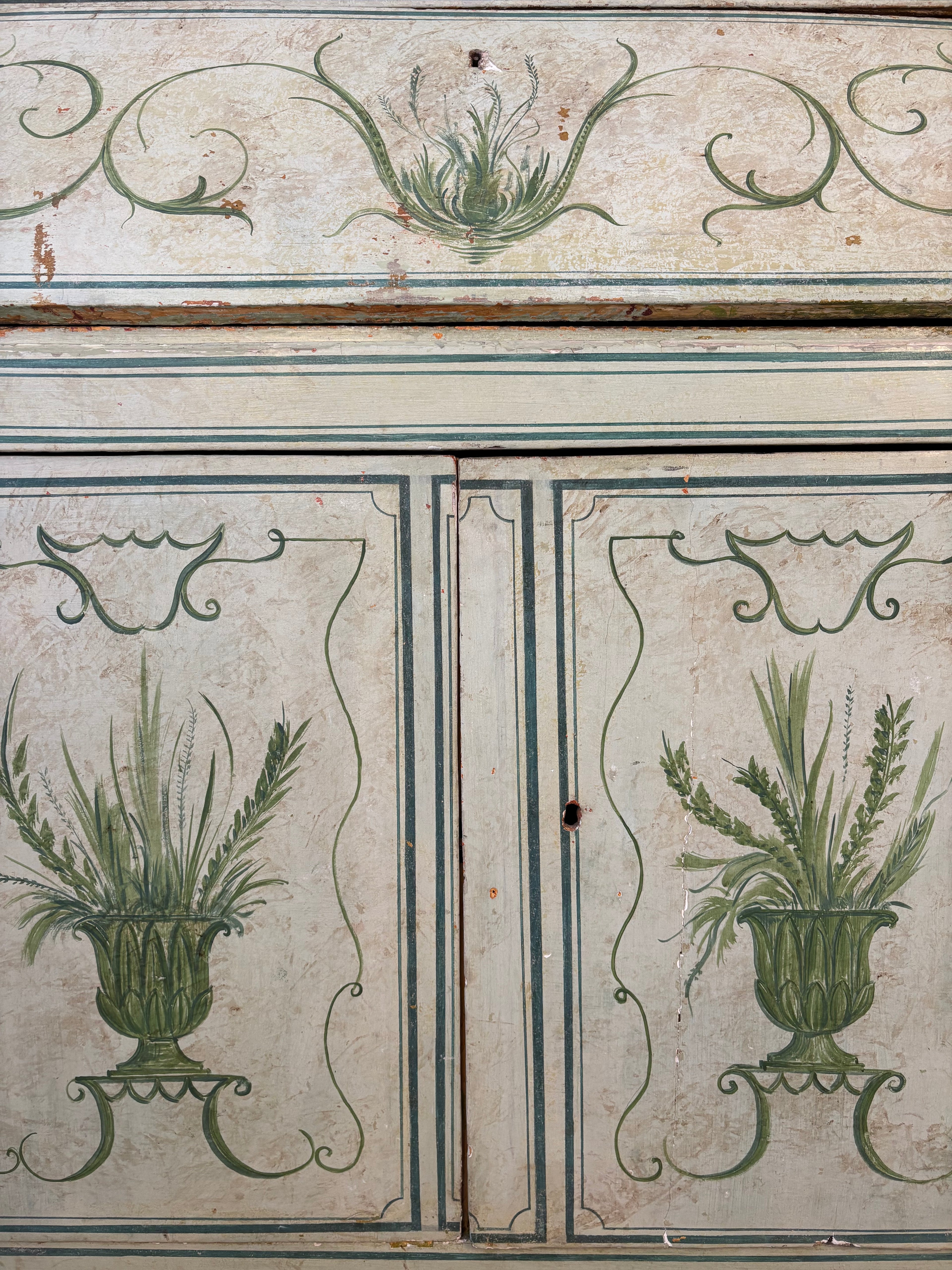 BUREAU FLORENTINO PINTADO A MANO S.XVIII